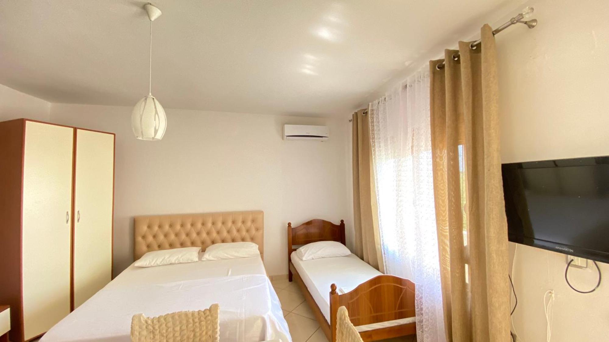 Apartament Radhime Avlonya Dış mekan fotoğraf